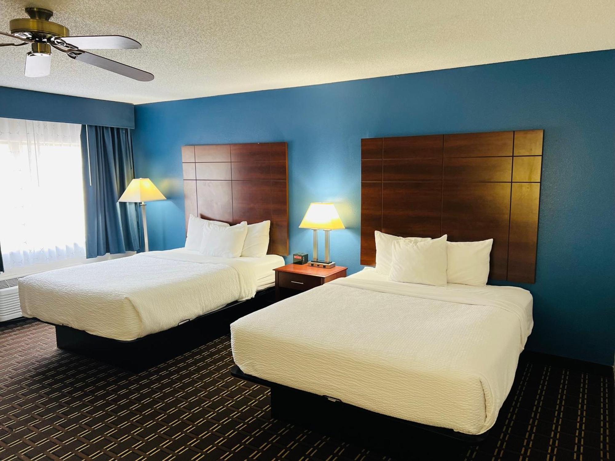 Baymont By Wyndham La Crosse/Onalaska Extérieur photo