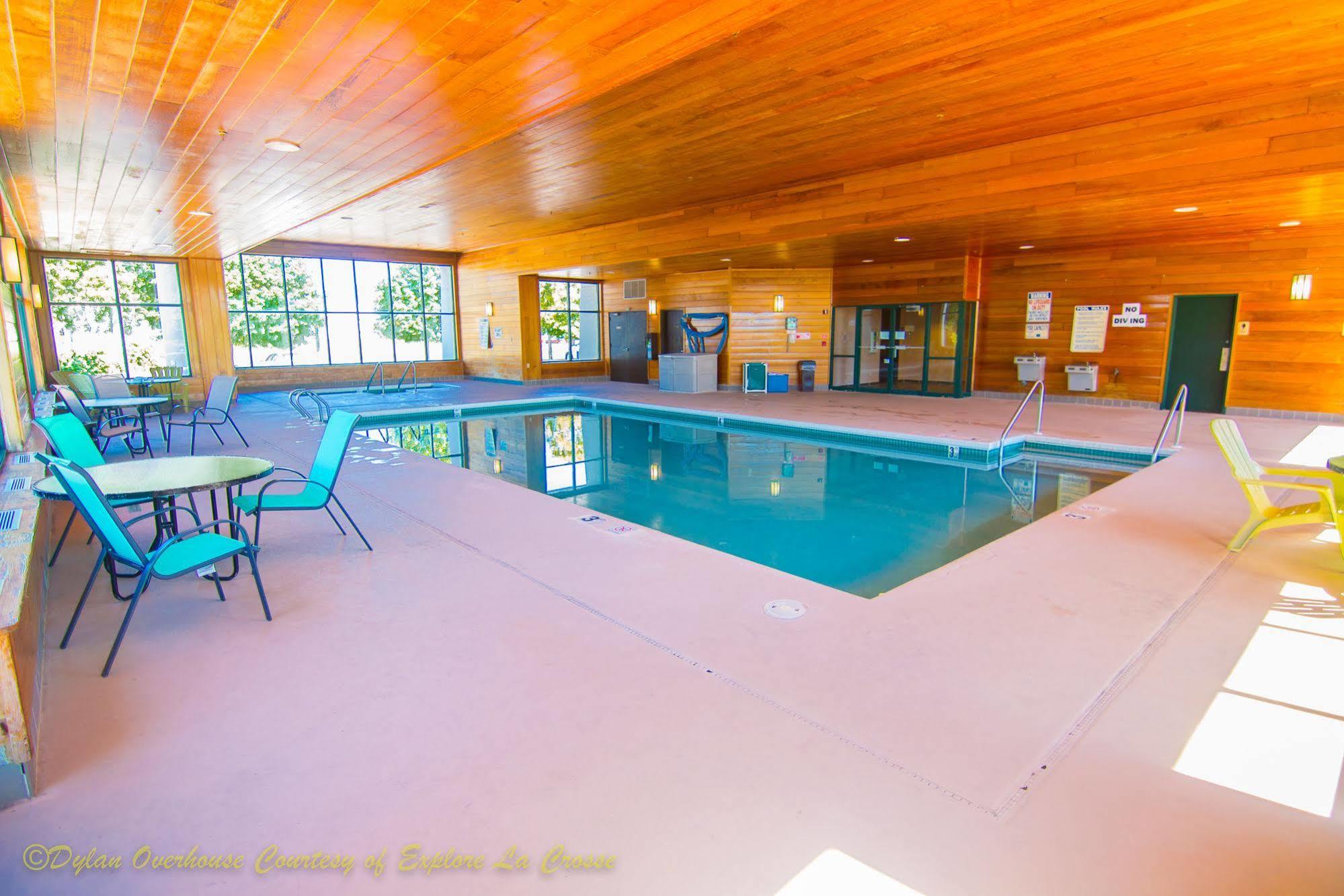 Baymont By Wyndham La Crosse/Onalaska Extérieur photo